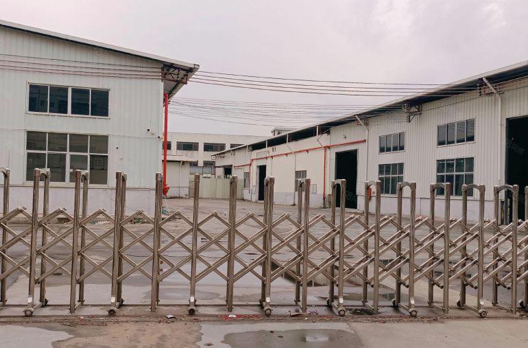 园洲原房东独院厂房出租2700平，证件齐全空地超大，价格便宜