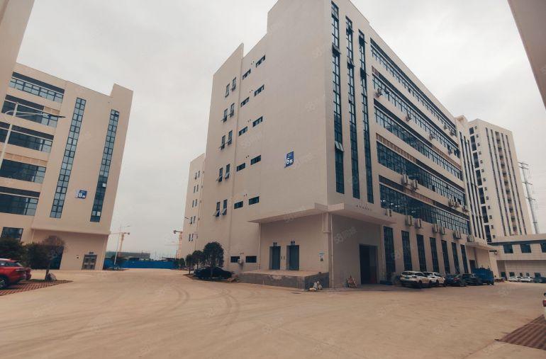 石湾镇高新产业园火爆招租，离高速路口不到一公里，享受政府补贴