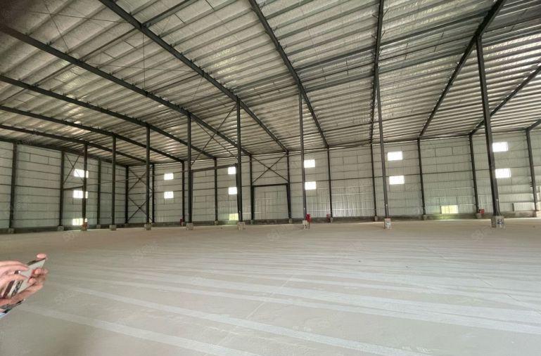 滴水16米钢构1万平方厂房出租空地1.6万平方