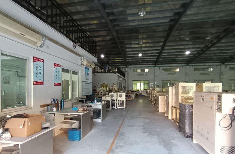 博罗县砖墙到顶原房东厂房仓库底价出租，现成航车一台，滴水七米