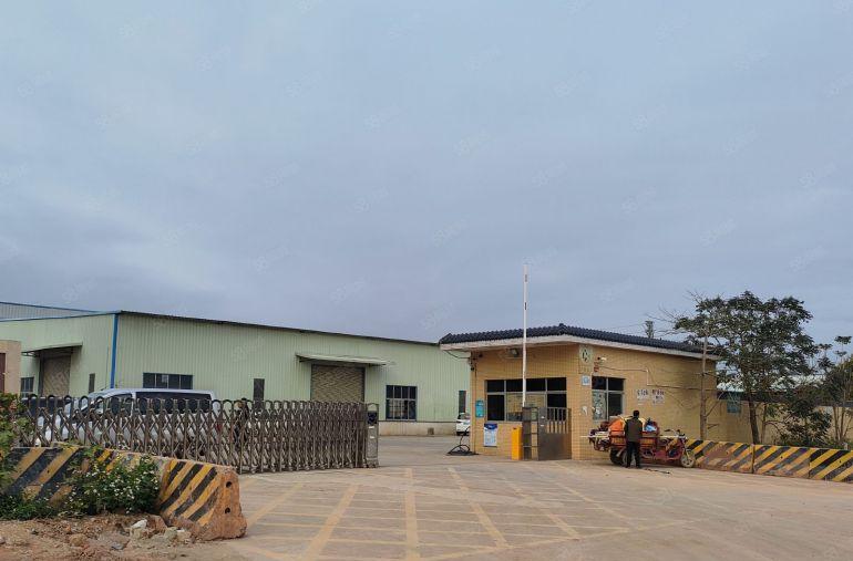 博罗园洲九潭园区单一层厂房出租，空地2000平方，高速口附近