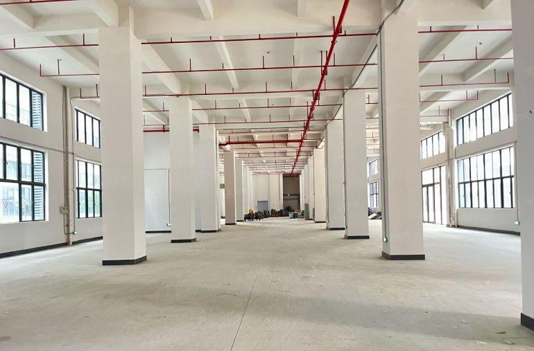 罗阳9块每平全新红本厂房