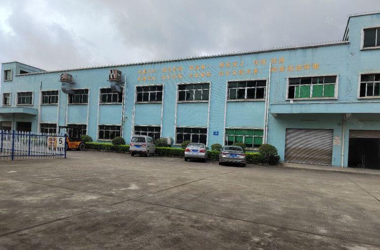 高速出口附近工业区原房东独院标准厂房4200平 证件齐全