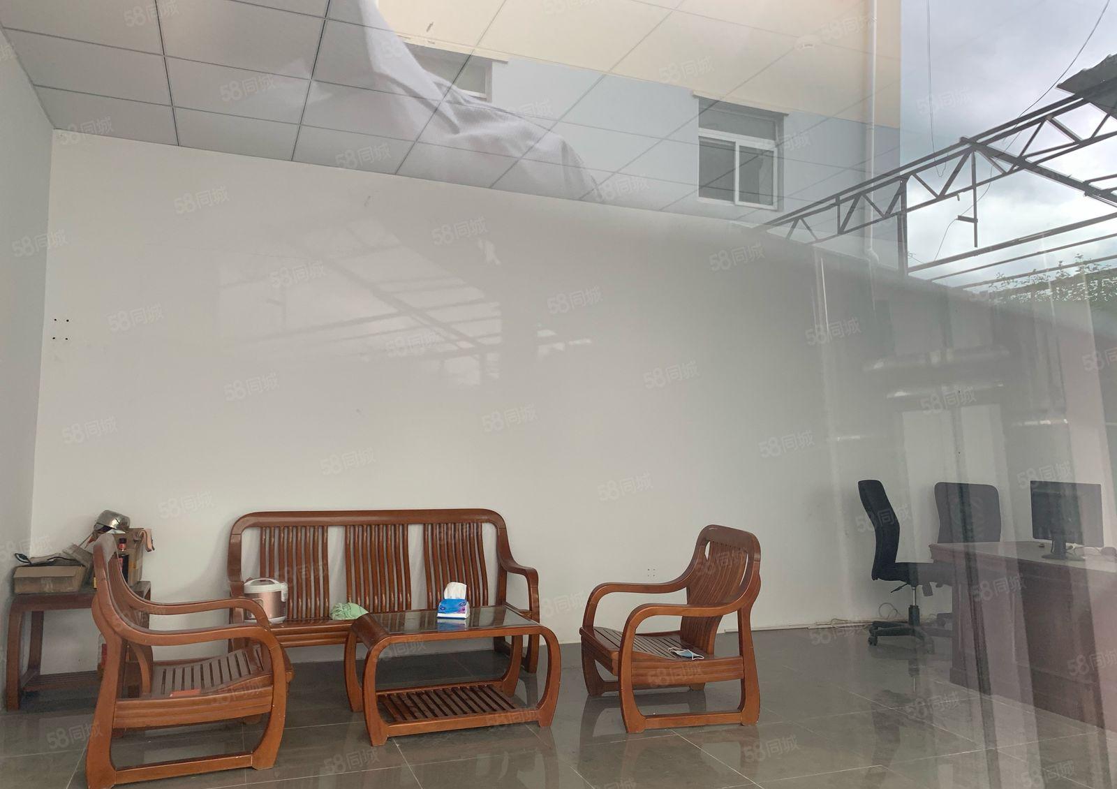 园洲镇独门独院厂房总面积12000方钢构，滴水9.5米