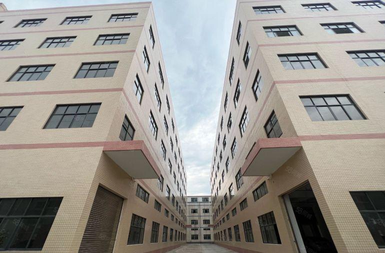 石湾！原房东！红本！标准独门独院！可做仓库！可分租！