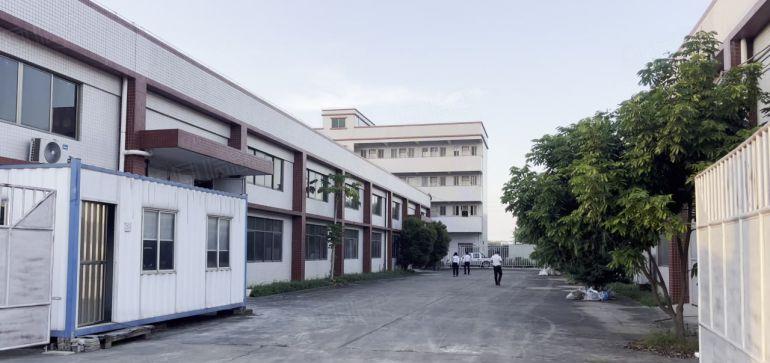 石湾新出一楼2000平钢构厂房出租滴水8米空地很大主干道边上