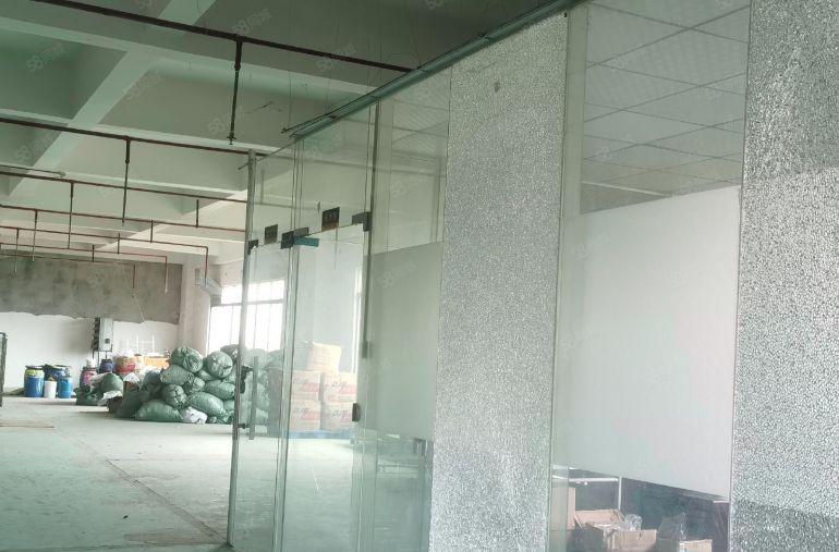 独门独院标准厂房6元分租1500750平方两层厂房