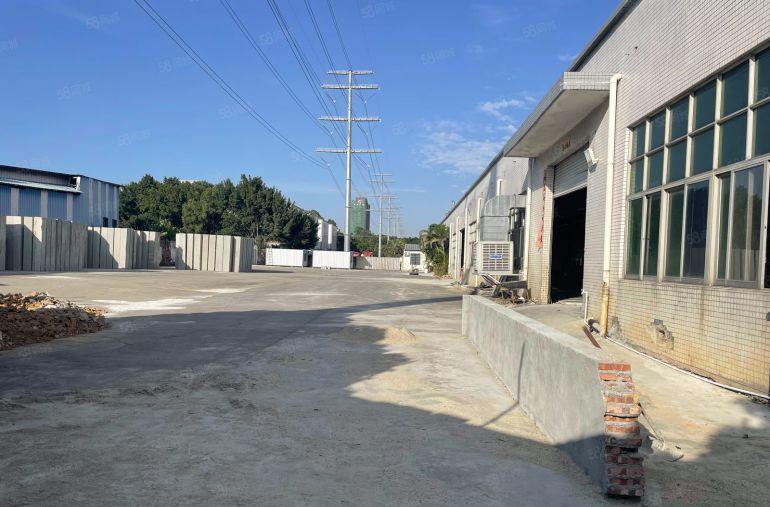 10元！石湾科技园附近新出3000平空地超大厂房仓库低价出租