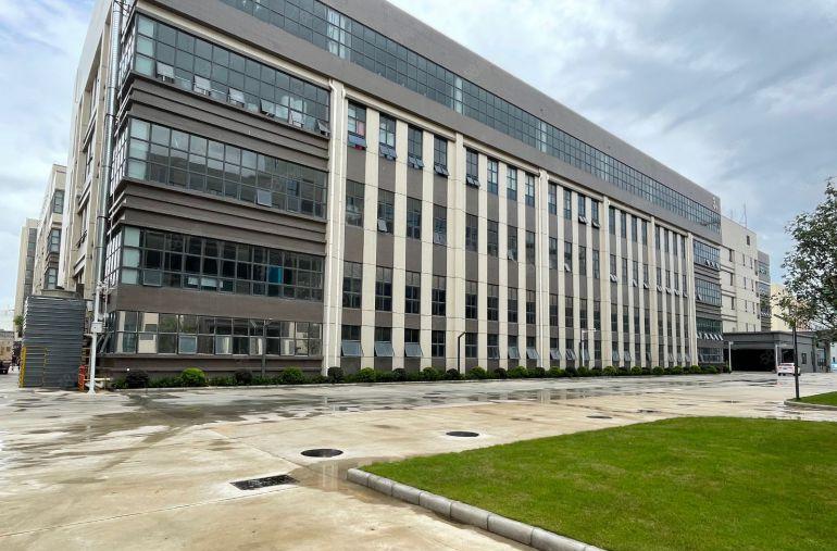 无尘车间出租！陈江镇五一工业区楼上1500平方厂房出租带装修