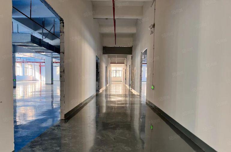 原房东四楼950平方厂房出租