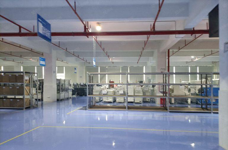 1500平整层带装修厂房上市公司退出的在陈江中心好招工