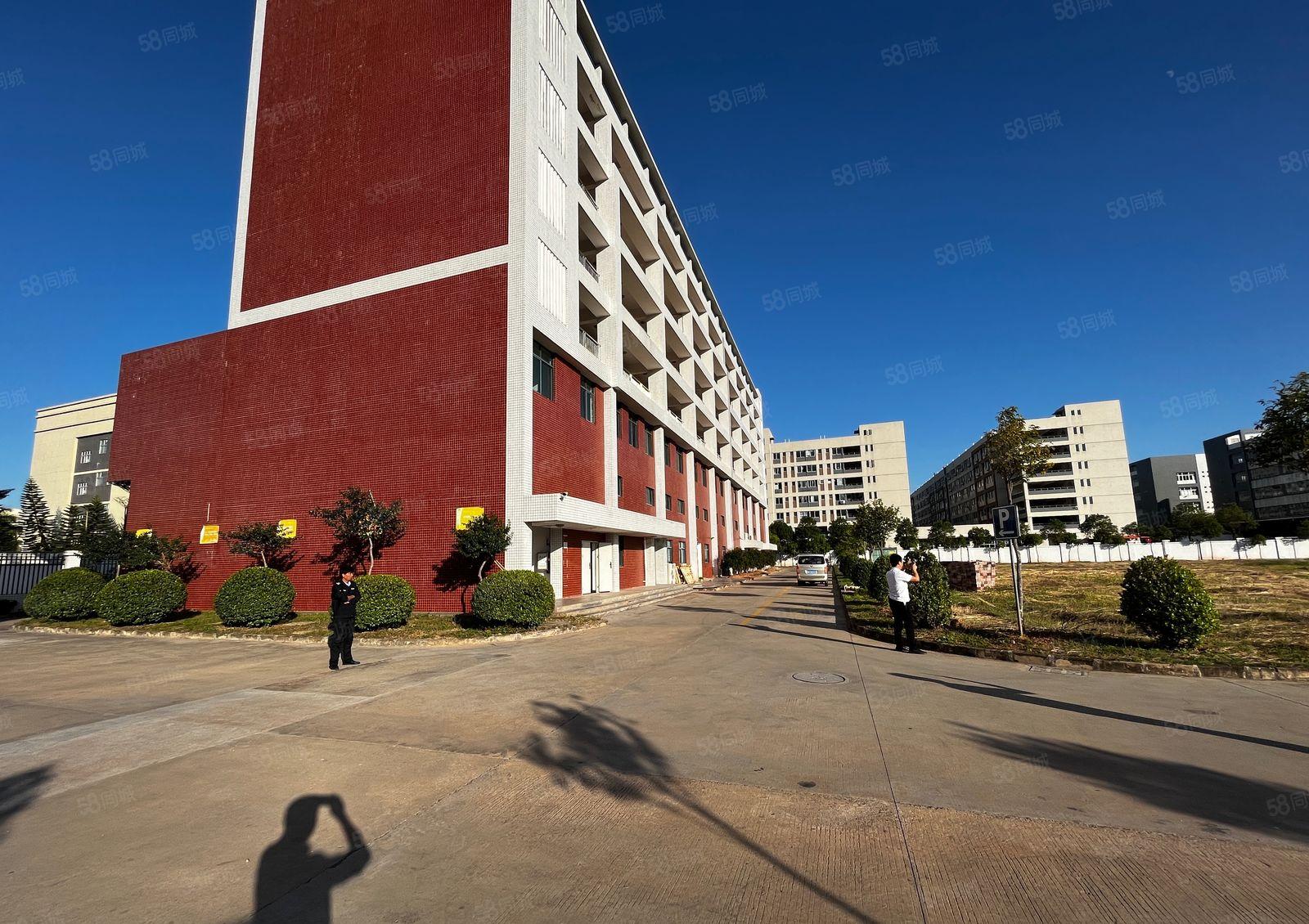 仲恺龙旗工业园旁边独院厂房8930平方低价出租可办环评