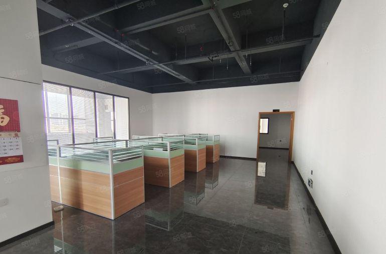 仲恺陈江带全新装修厂房楼上1500平 现成水电办公区