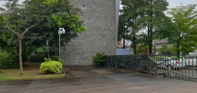 惠环工业园新出二楼600平精装修办公室厂房低价出租