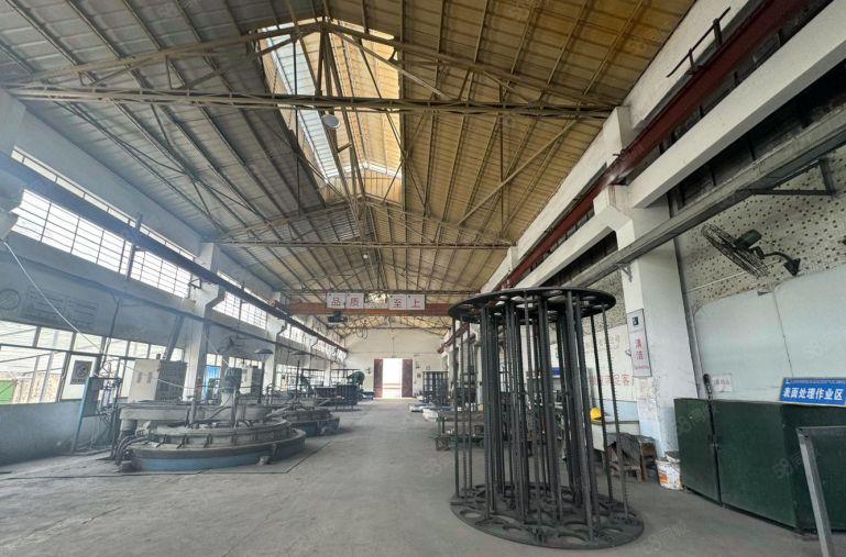 现成行车厂房出租1000平方起分租仅租 15元一平方