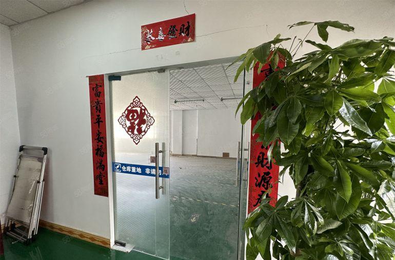 仲恺厂房陈江天益城旁楼上600平全吊顶装修低价厂房出租轻轨站