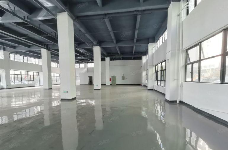 全新厂房1000平方，独门独户，现成地坪漆装修原房东实际面积