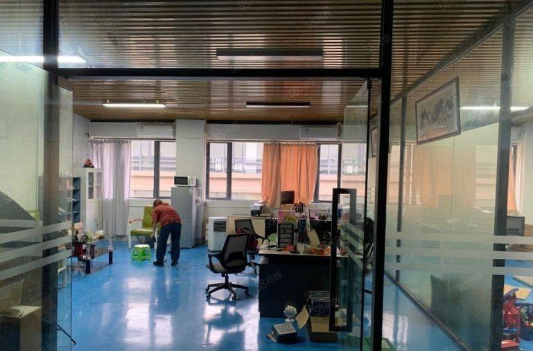 800平精装厂房，6元一平，原房东厂房仓库出租，高使用率