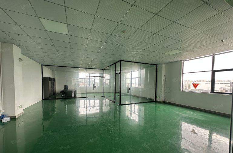 沥林高速路口楼上1200平水电齐全红本厂房低价出租可分租