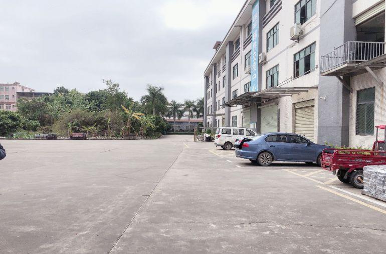 仲恺陈江厂房仓库4000平，低价13块现成装修出租，可分租。