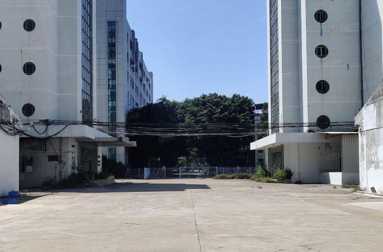 仲恺陈江大道边上原德赛厂房楼上带装修6.8元200平方起分租