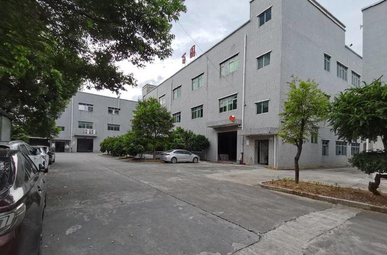 新圩11元标准一三楼各1100平厂房出租水电装修齐全可办环评