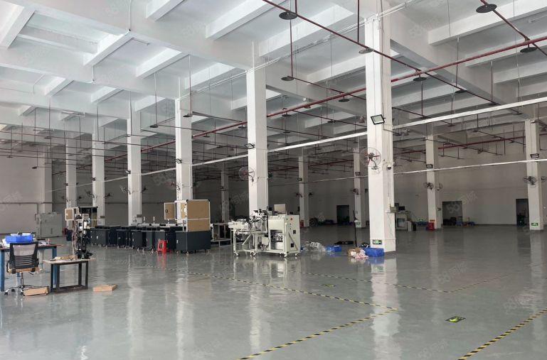 10元精装修！陈江工业区新出一楼二楼3000平厂房仓库出租