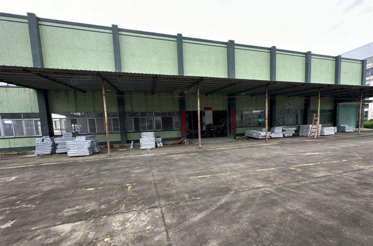 空地2千平方独院钢构厂房低价出租滴水10米红本现成精装办公室