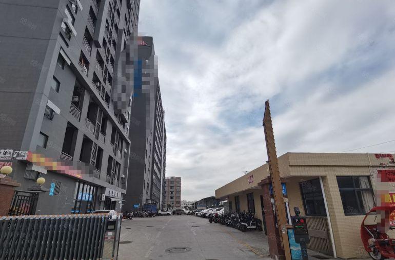 现成装修厂房出租1400平方五一工业区10块水电齐全拎包入住