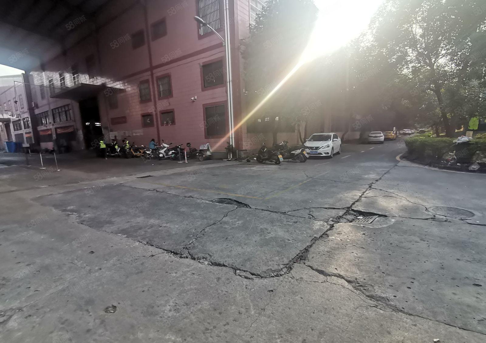 独院重工业厂房出租独栋面积16000平方滴水12米