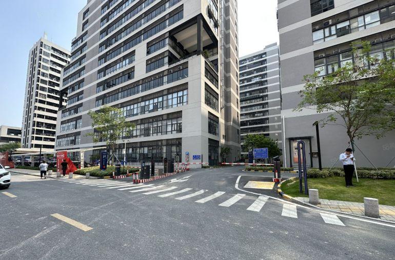 仲恺陈江红本厂房1200平精装修厂房原房东低价出租仓库电商