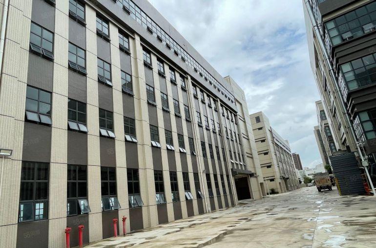 无尘车间出租！陈江镇五一工业区楼上1500平方厂房出租带装修