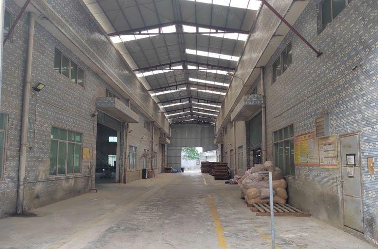 800平方起租沥林砖墙到顶滴水8米高钢构现低价出租