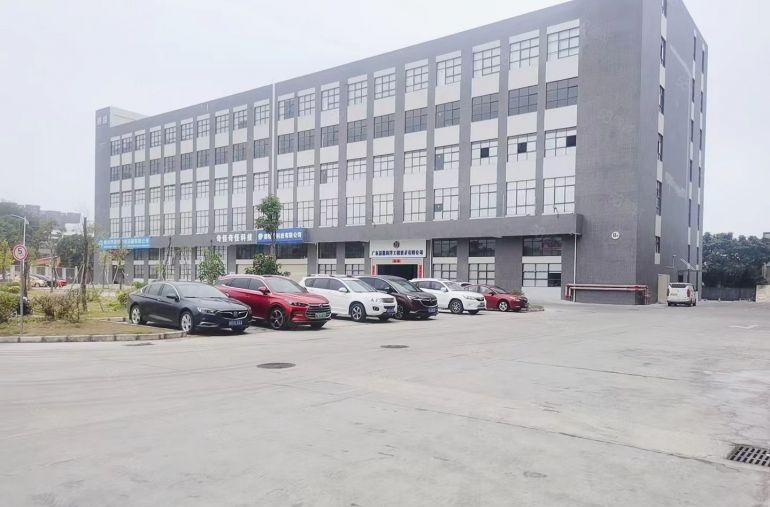 仲恺陈江，新出楼上2000平厂房仓库，低价出租带装修办公室。