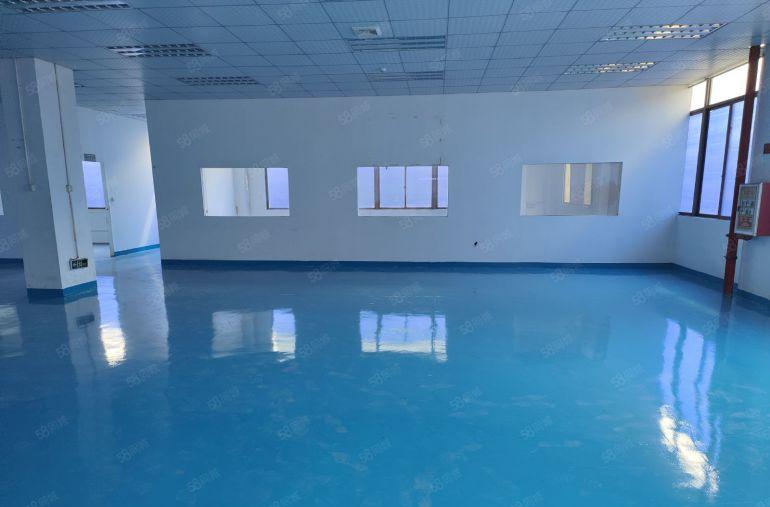 低价仲恺高速出口附近独院10000平方厂房出租一楼带行车