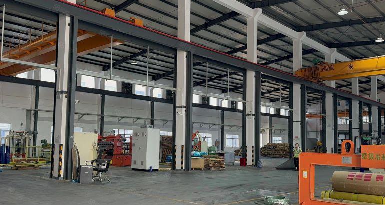 现成行车厂房出租1000平方起分租仅租 15元一平方