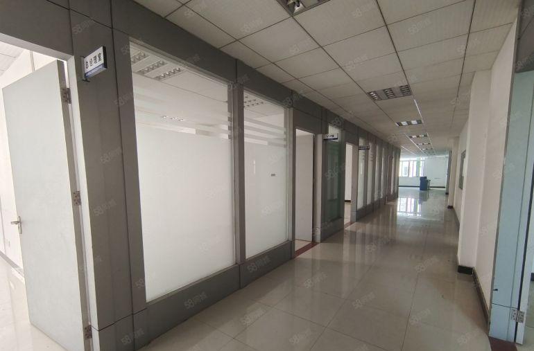 仲恺惠环二楼带装修厂房低价出租 面积1800平 可分租