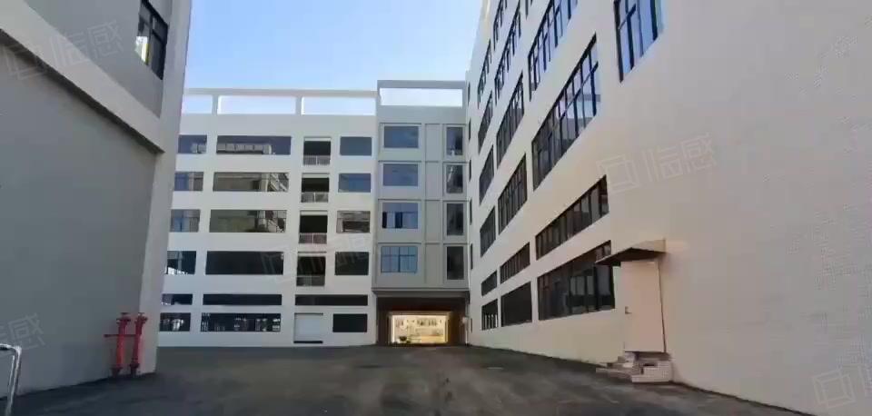 （三个月免租期）原房东园区厂房3800平带卸货平台，可分租