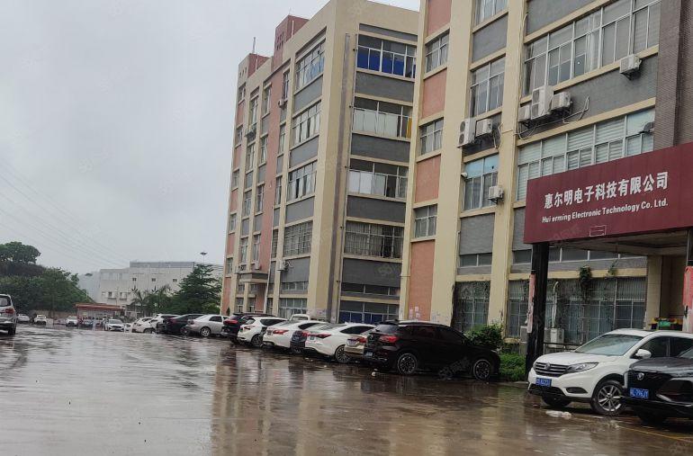 超低价！8元仓库厂房出租无公摊大小可分四部货梯有食堂配套齐全