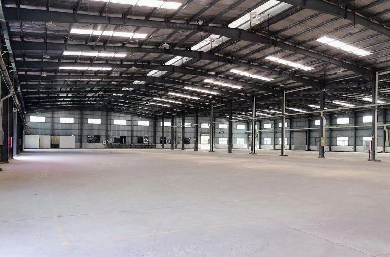 独门独院钢结构厂房仓库5000平18块出租，滴水10米。可分