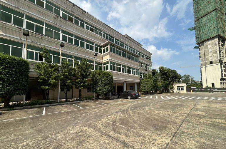 仲恺独院超大空地标准厂房15000平实际面积出租