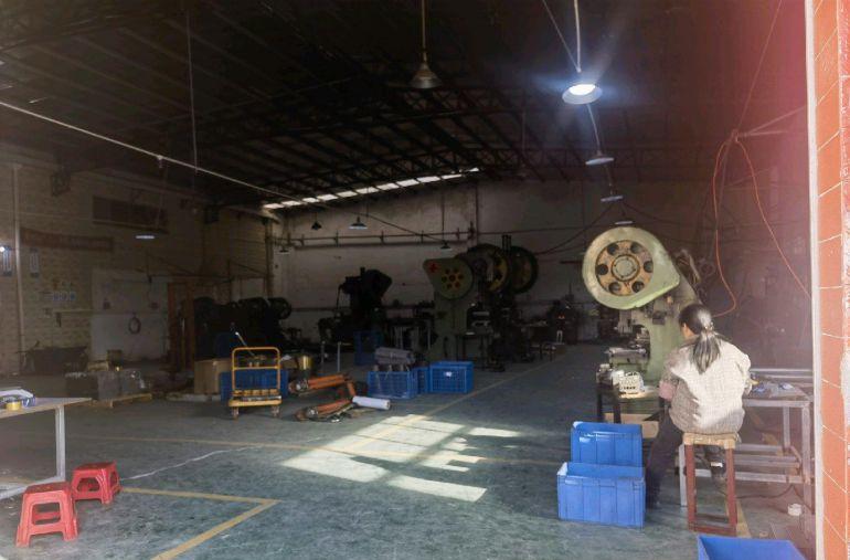 厂房1000方  分租一半或者400   或者600 可 分