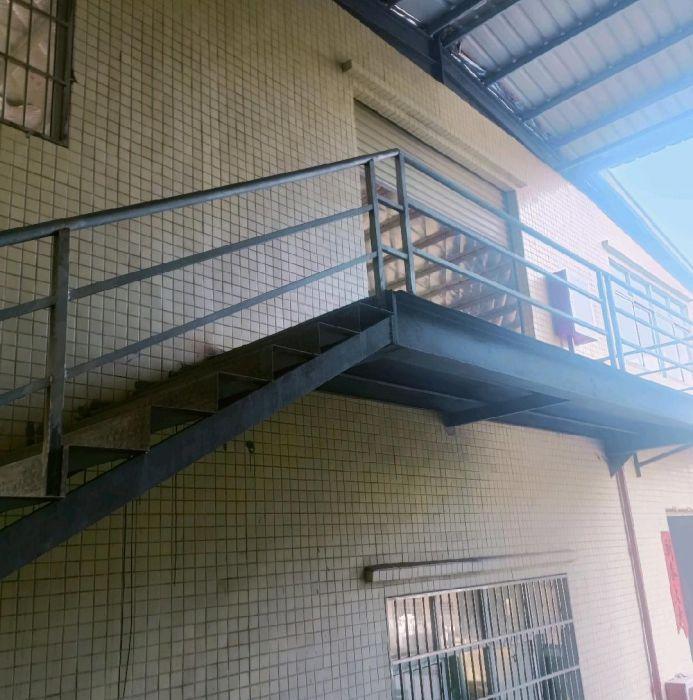 大马路边，好招工 离东莞近