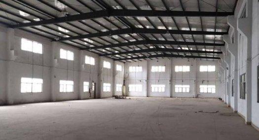 惠阳靠深圳单一层钢构仓库出租1750平，另有5千停车空地出租