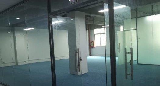 深圳 大鹏80000㎡ 厂房出租，离盐田港近 价格15元一平