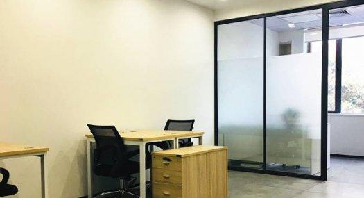 精品房源！布吉地铁口小面积1一10人工位！提供正规备案红本