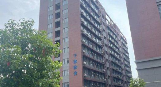 深圳宝安业区全新厂房10万平米出租