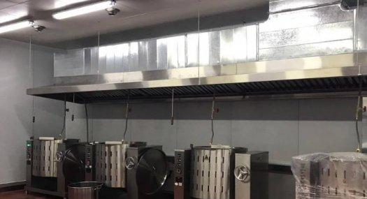 深圳宝安 3000㎡ 标准厂房 租售 层高5米 带宿舍