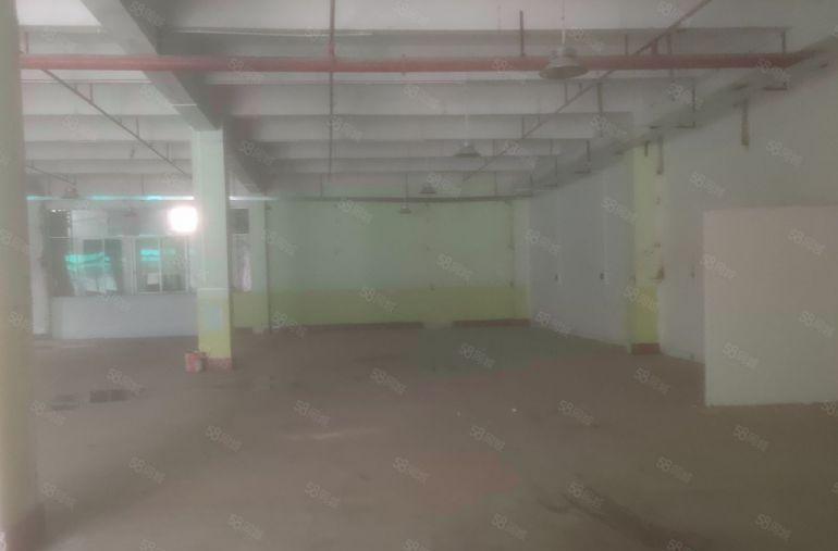 东城温塘独院厂房分租一楼1000平，现成办公室装修，厂房出租