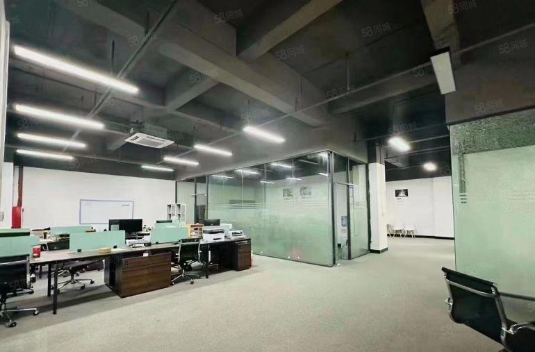 东城温塘路口外贸服装厂转租二楼700平方，精装修，无转让费